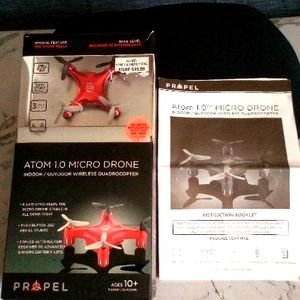 PROPEL ATOM 1.0 Micro Drone / Indoor/Outdoor Wireless Quadrocopter /Red